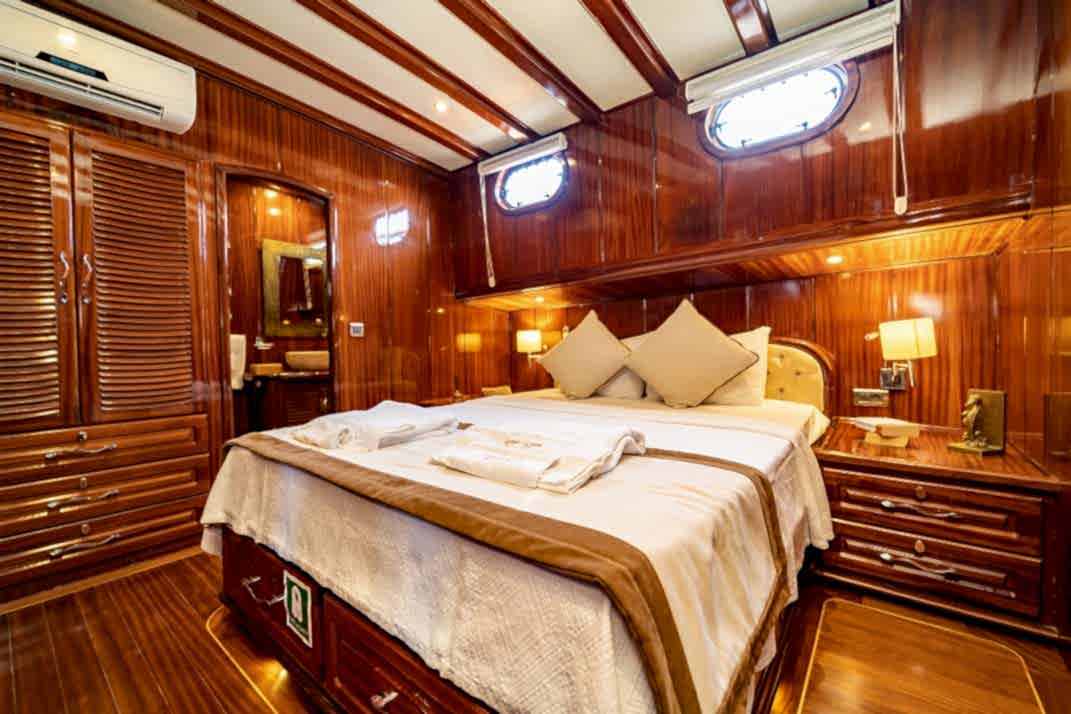 Cabin layout and interior design on a wooden gulet yacht